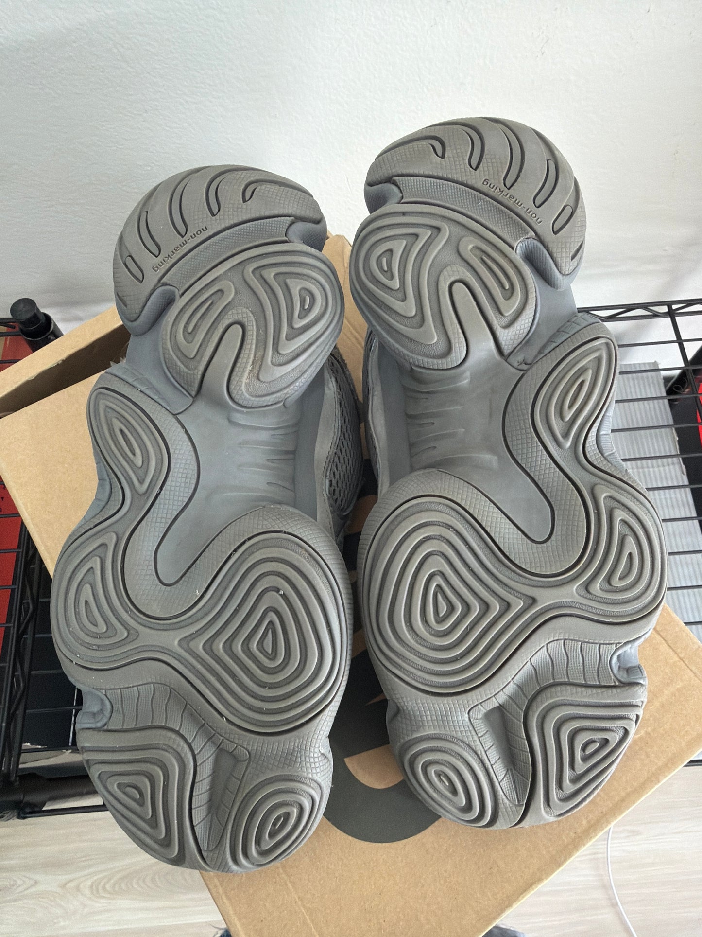 (10m) Yeezy 500 Granite