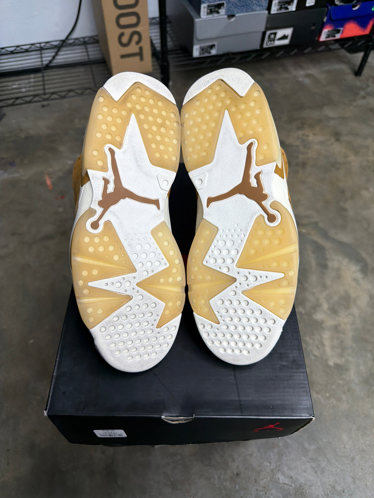 Air Jordan 6 Retro Wheat - Mens Size 8.5