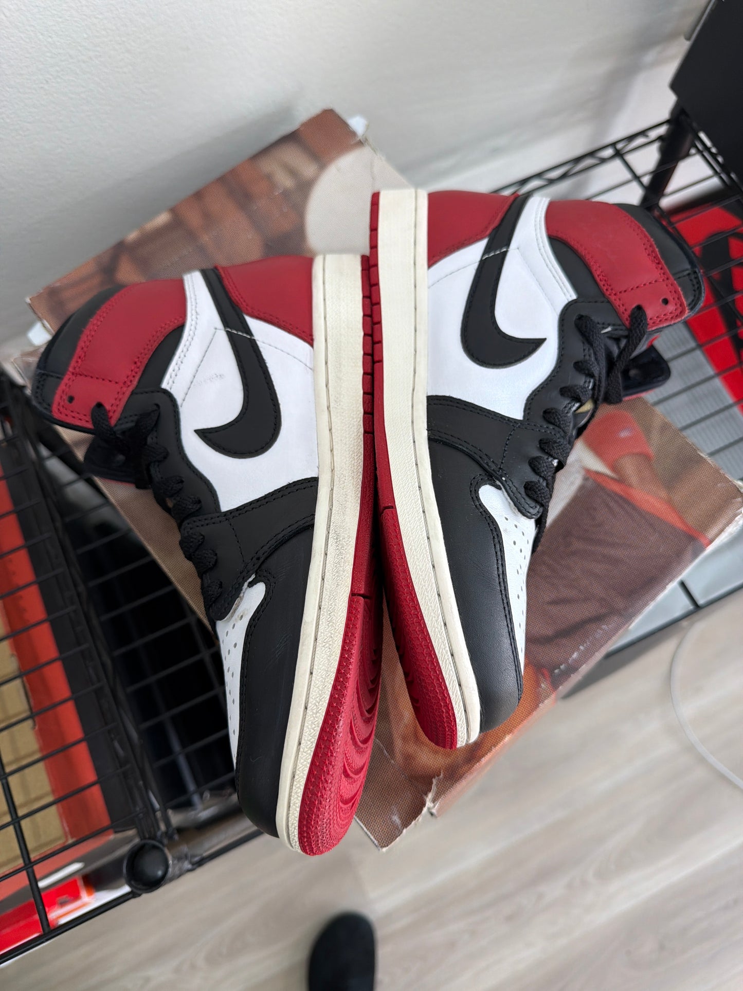 (8m) Jordan 1 Black Toe Reimagined