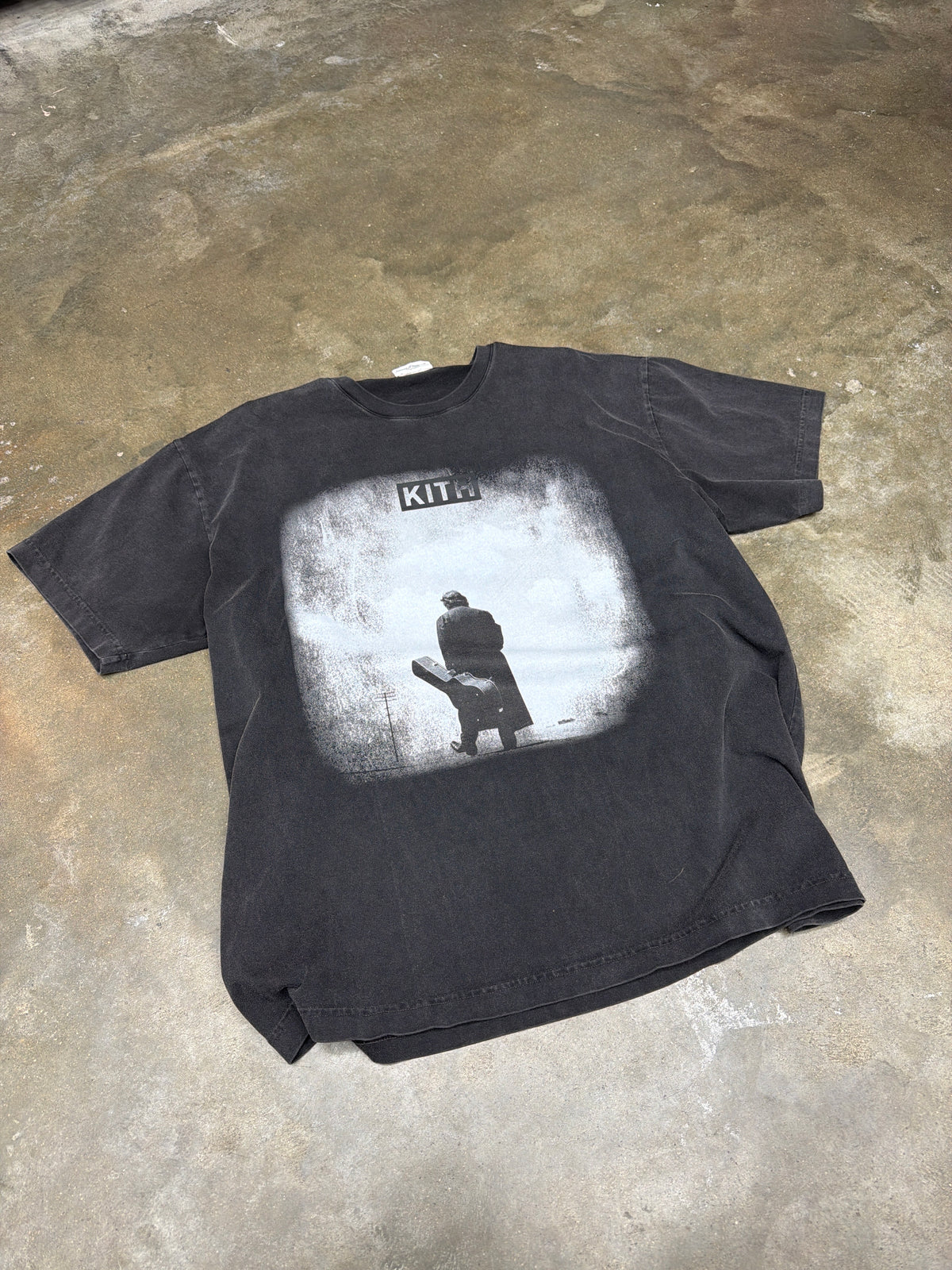 Kith x Cash - Men Size XL