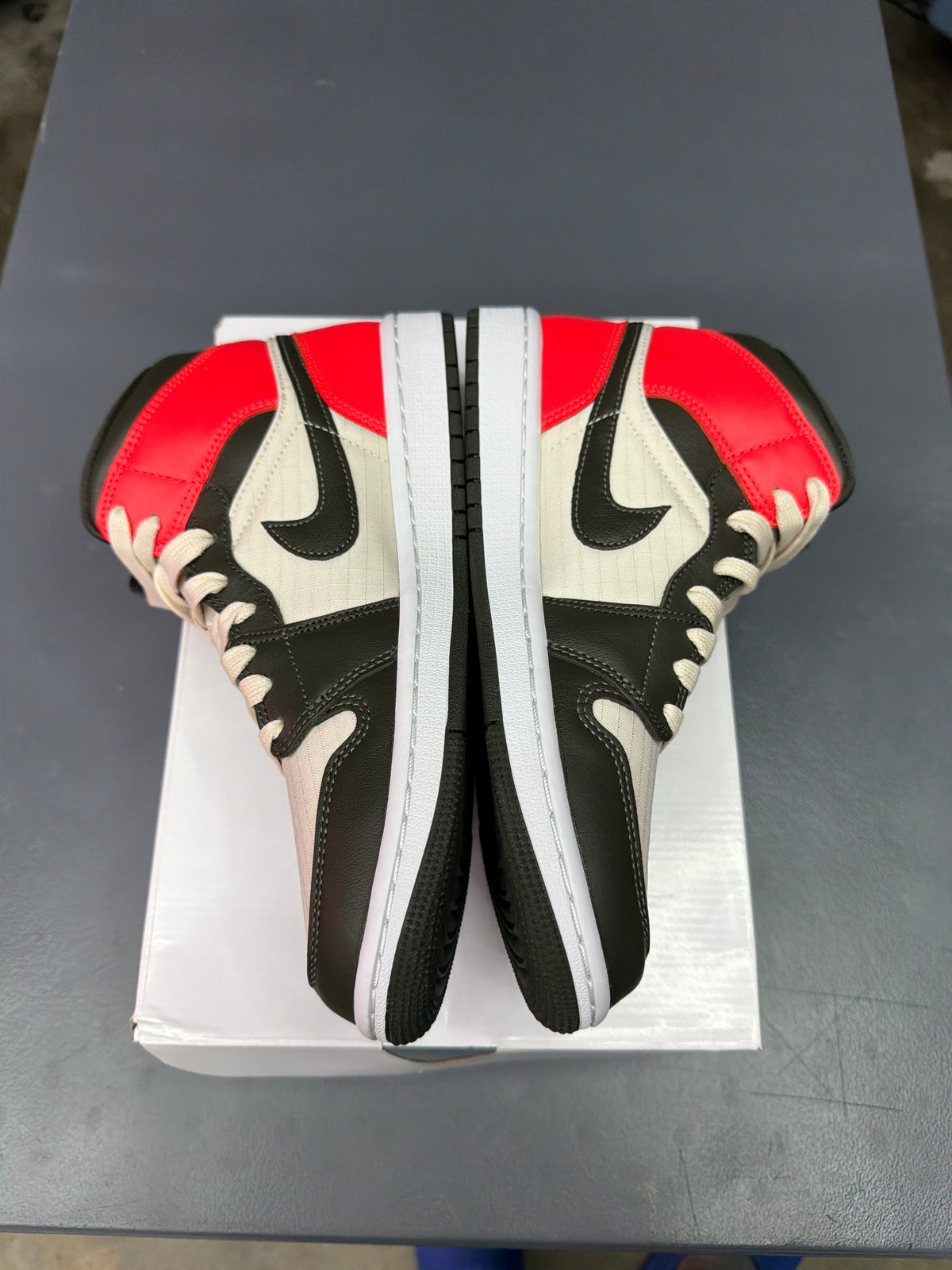 Jordan 1 Mid Newsprint Light Orewood Brown - Women Size 9