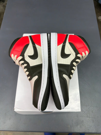 Jordan 1 Mid Newsprint Light Orewood Brown - Women Size 9