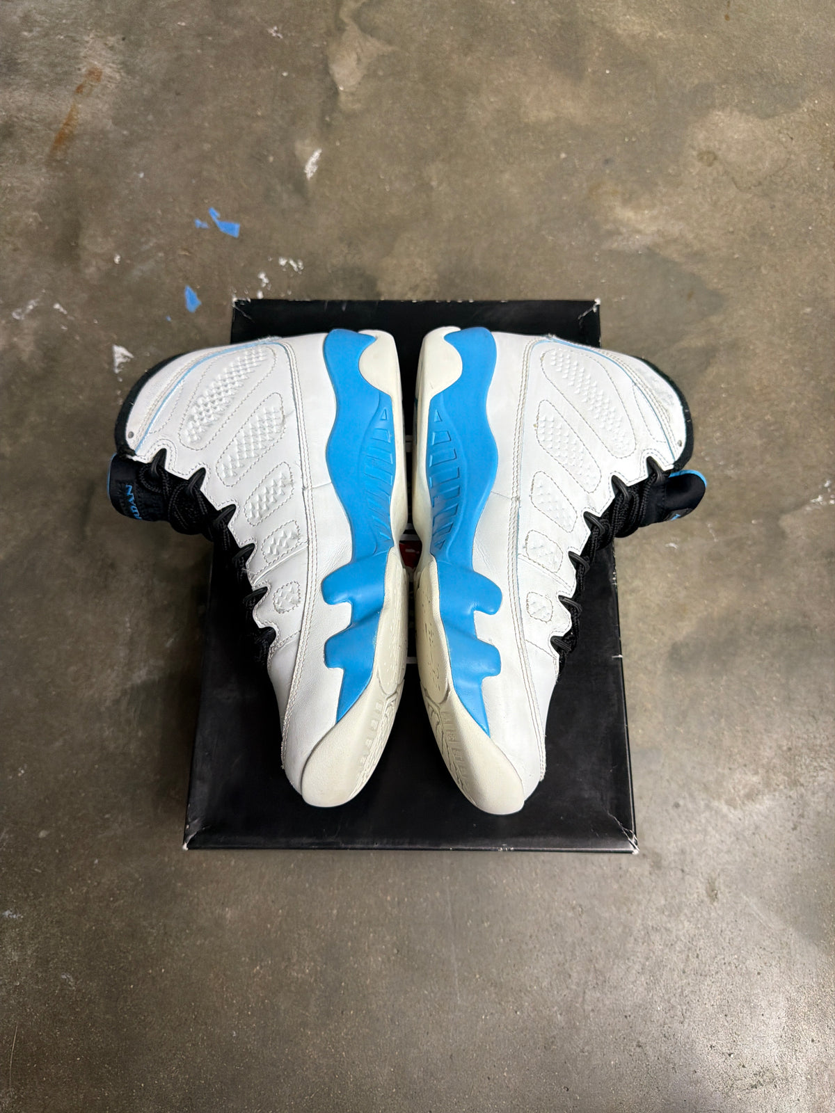 Jordan 9 Retro Powder Blue - Mens Size 7