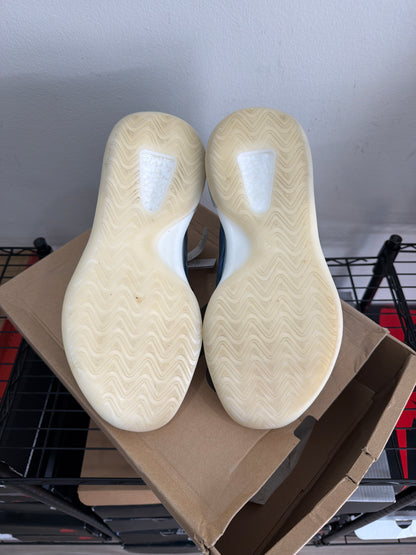 (10m) Yeezy QNTM Frozen Blue