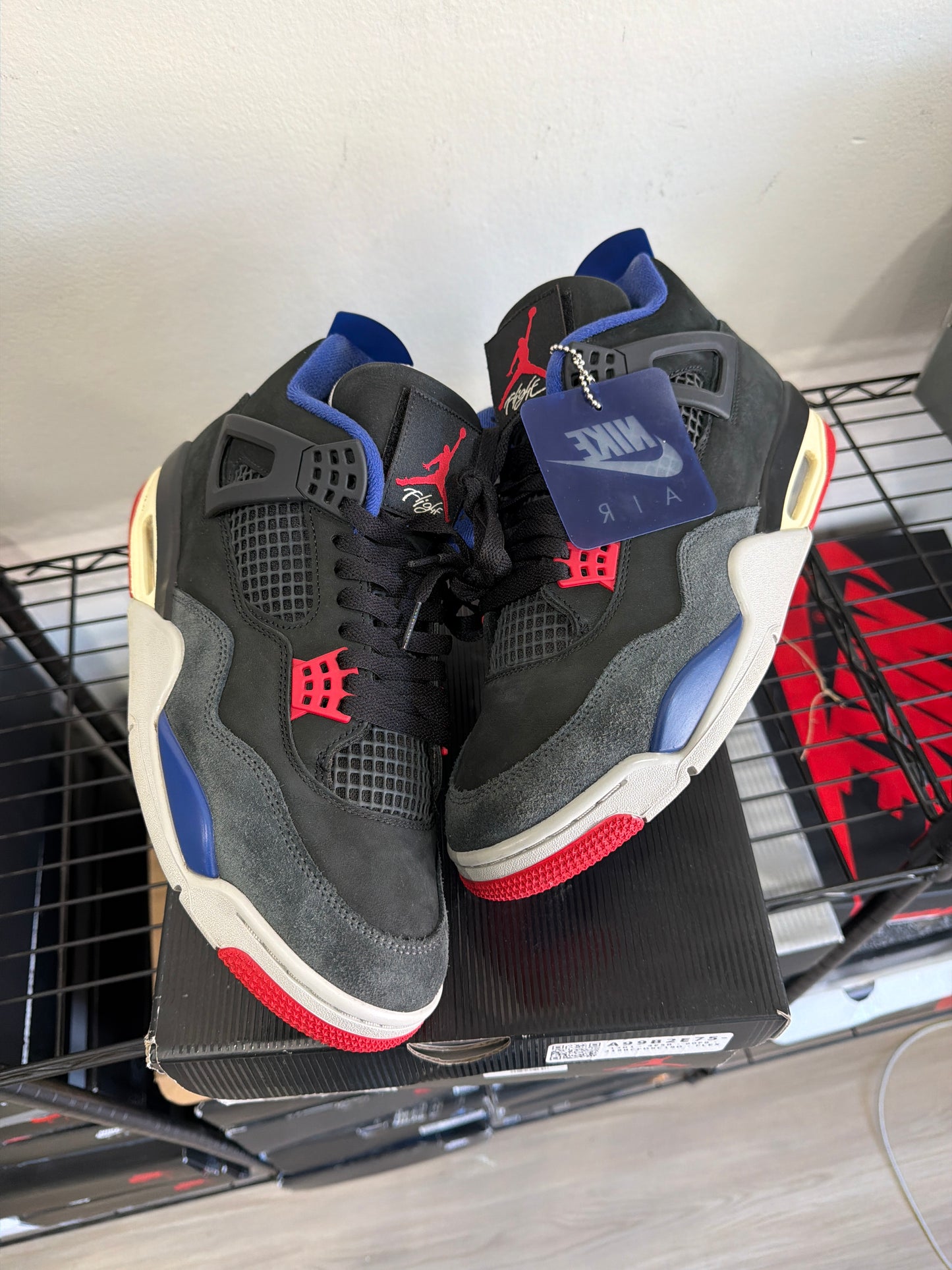 (11m) Jordan 4 Rare Air