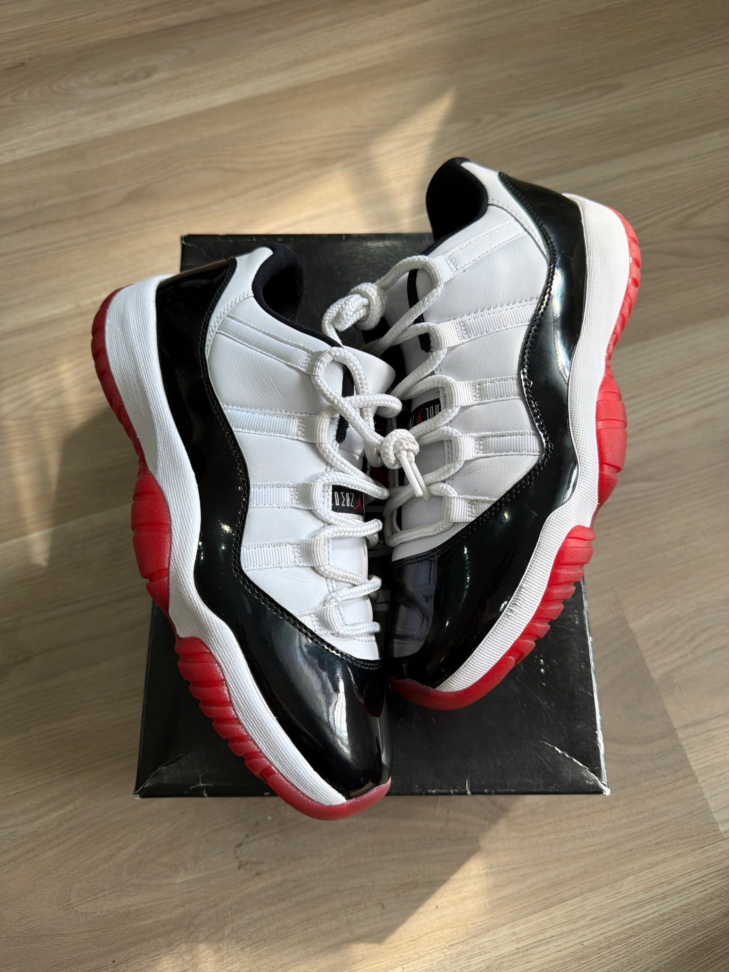(9.5m) Jordan 11 Low Concord Bread