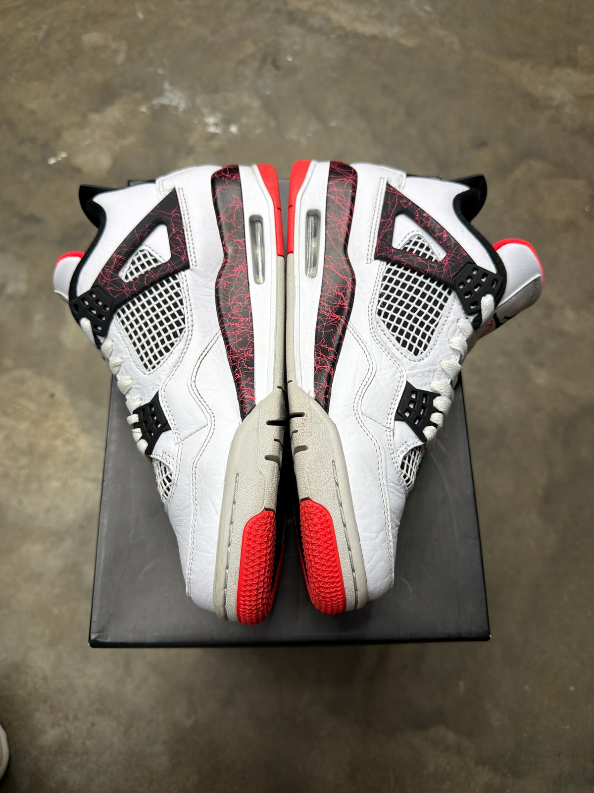 Air Jordan 4 Retro Nostalgia - Men Size 8.5