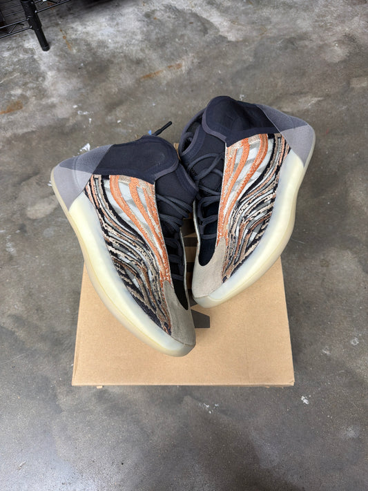 Adidas Yeezy QNTM Flash Orange - Mens Size 10.5
