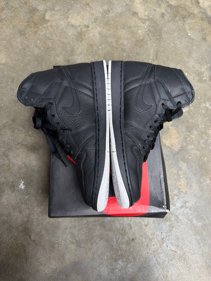 Air Jordan 1 Retro Cyber Monday - Men Size 8.5