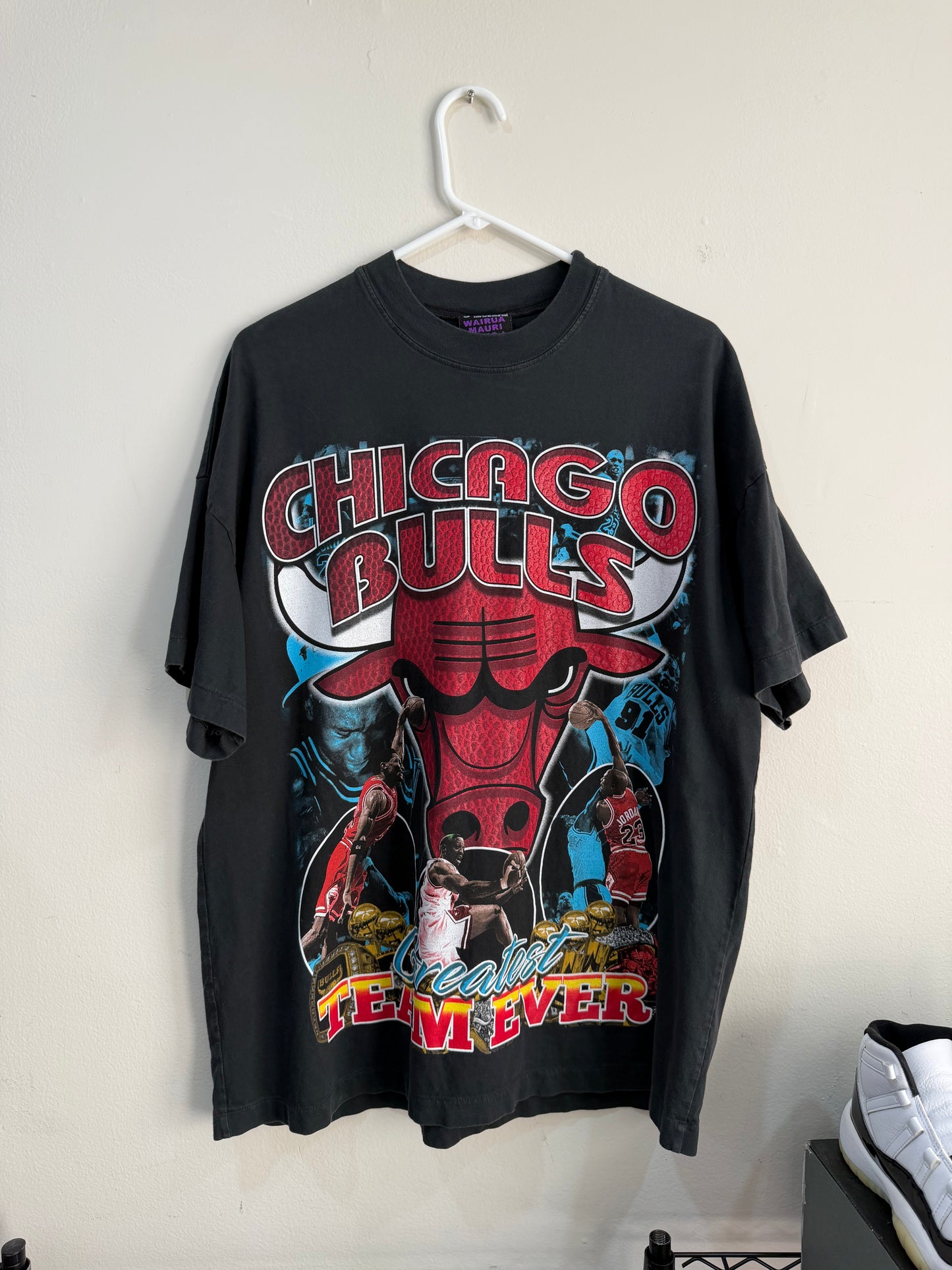 (S) Chicago Bulls Championship Tee