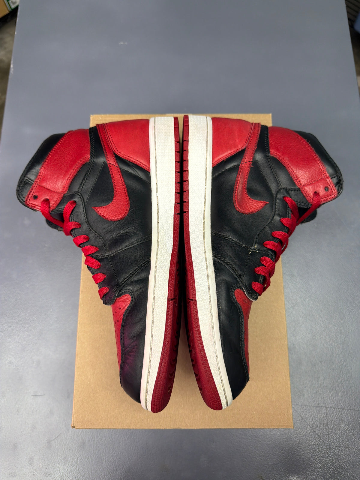 Jordan 1 High Bread Banned 2016 - Men Size 9.5