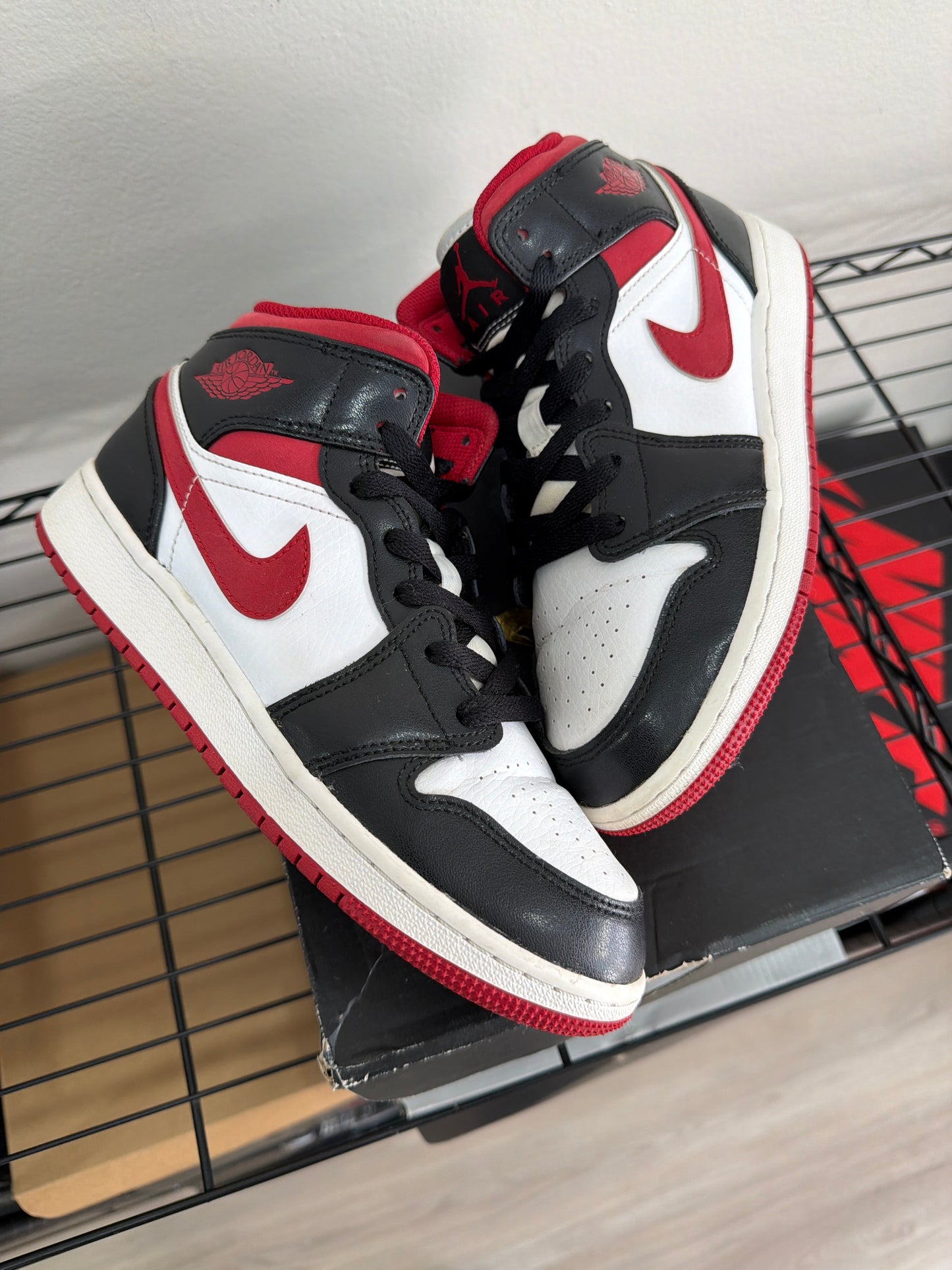 (4.5m) Jordan 1 Mid Gym Red GS