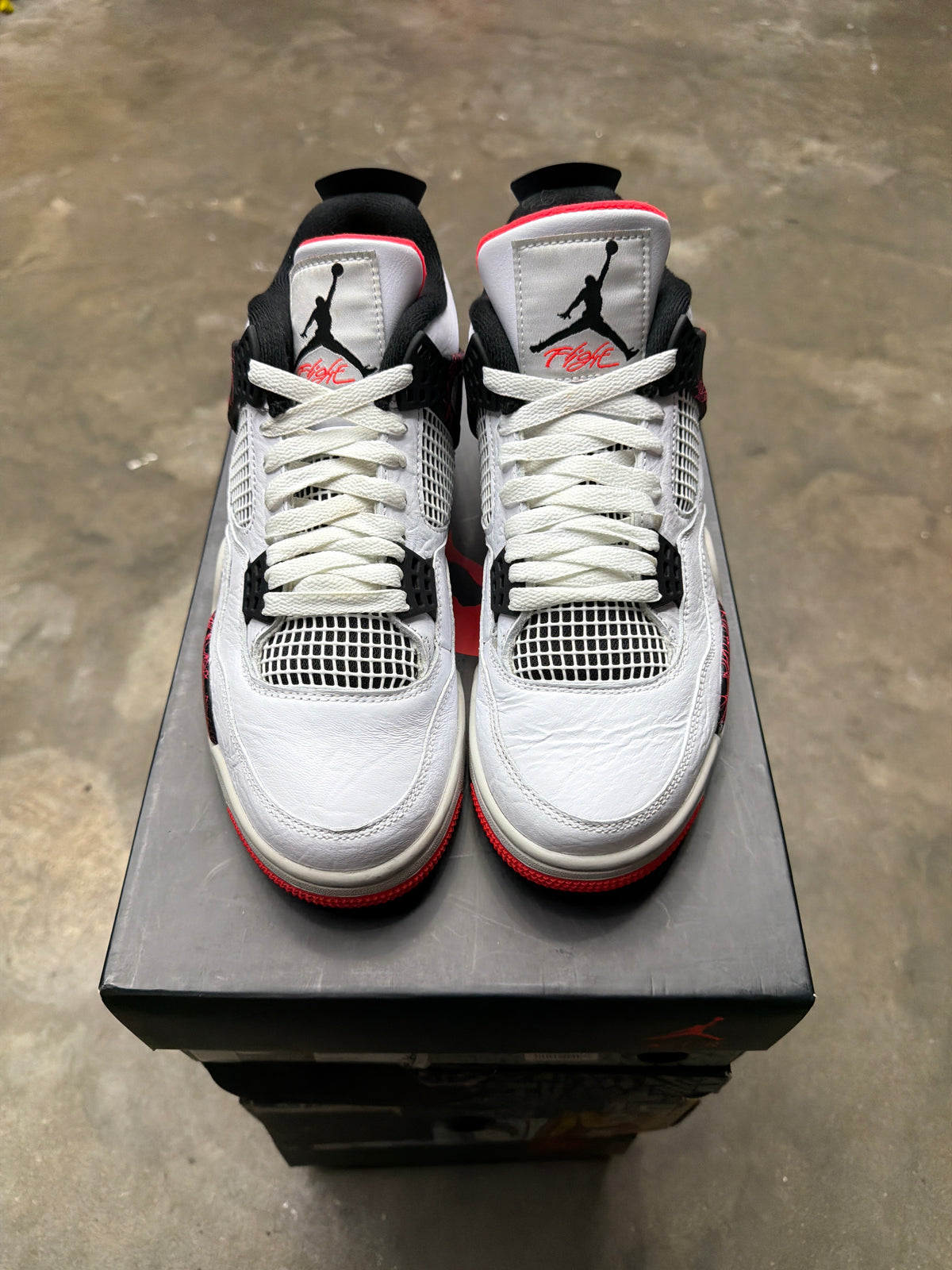Air Jordan 4 Retro Nostalgia - Men Size 8.5