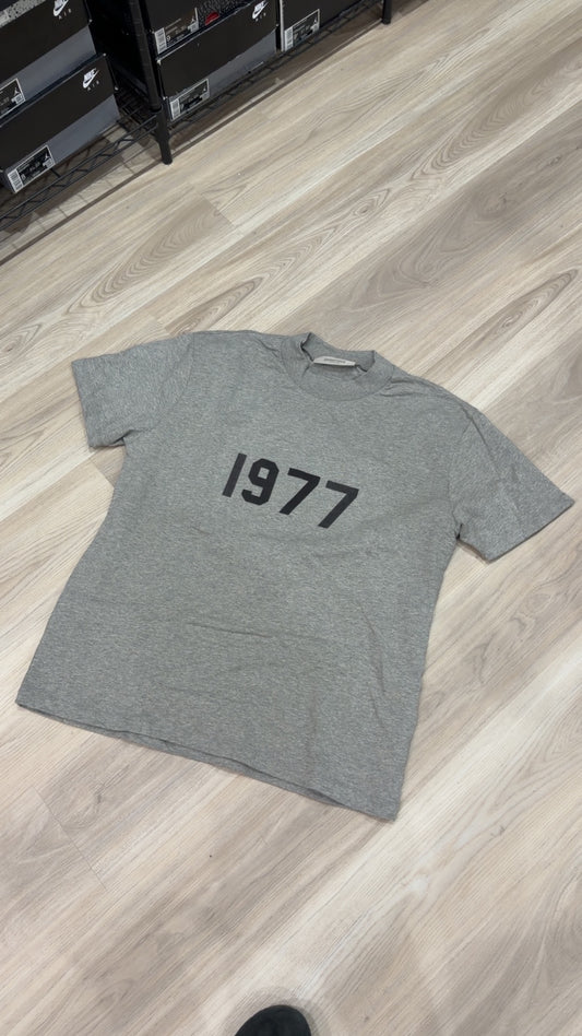 (S) Essentials 1977 Tee