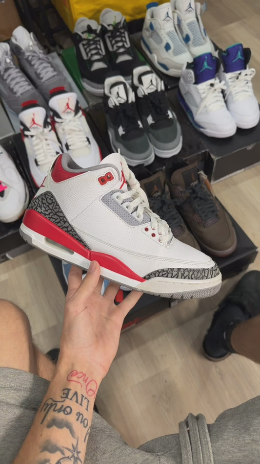 (9m) Jordan 3 Fire Red